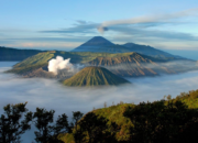 Destinasi Wisata di Pulau Jawa Terbaik yang Wajib Dikunjungi