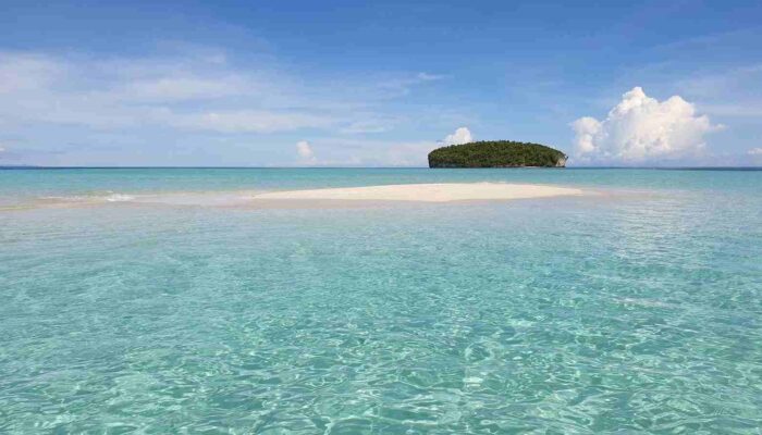 a small island in the ocean