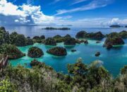10 Tempat Wisata Hits di Raja Ampat yang Wajib Dikunjungi, Panduan Lengkap 2025
